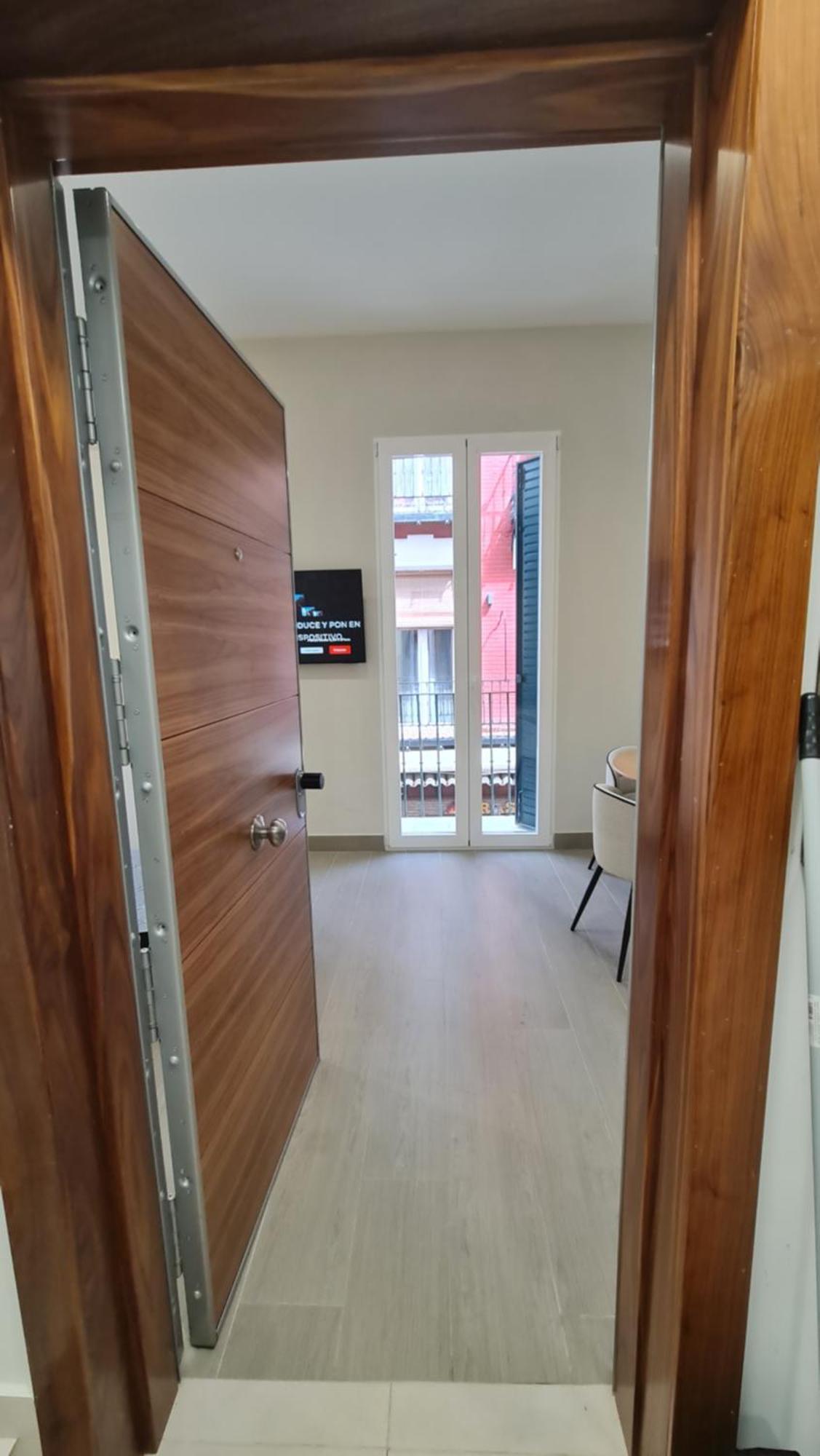 Апартаменты Navas 101 Cosmopolitan Loft Гранада Экстерьер фото